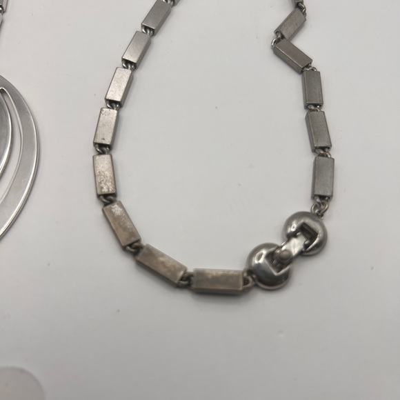 Vintage Monet Tournee' Silver tone Box Chain Necklace - Picture 8 of 10